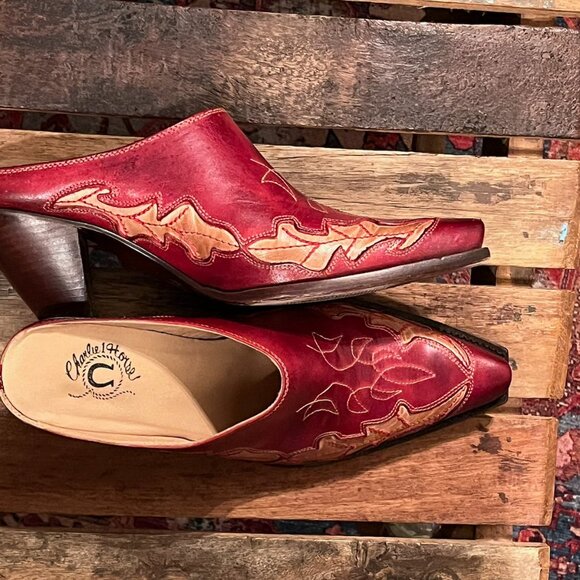 Size 9 by Lucchese Charlie 1 Horse slip on boots so cute - Picture 5 of 14